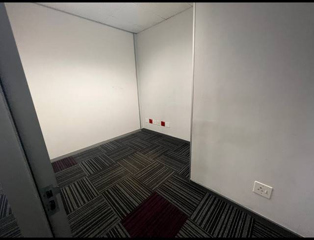 270M² OFFICE TO LET IN ILLOVO